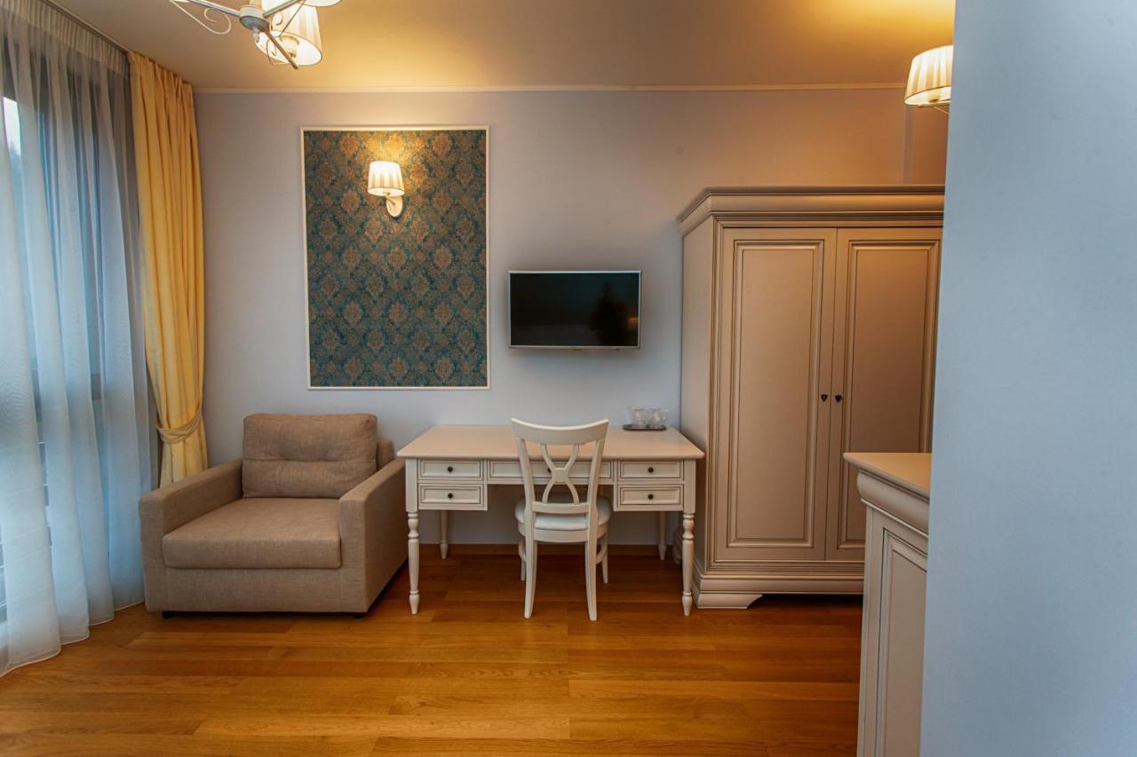 Bed and Breakfast Vila Imperial Sinaia Zewnętrze zdjęcie